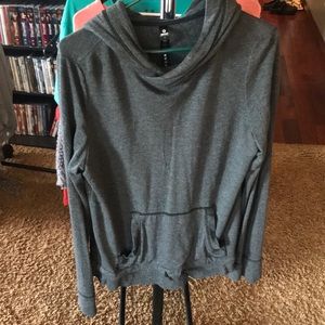 Long sleeve athletic sweatshirt